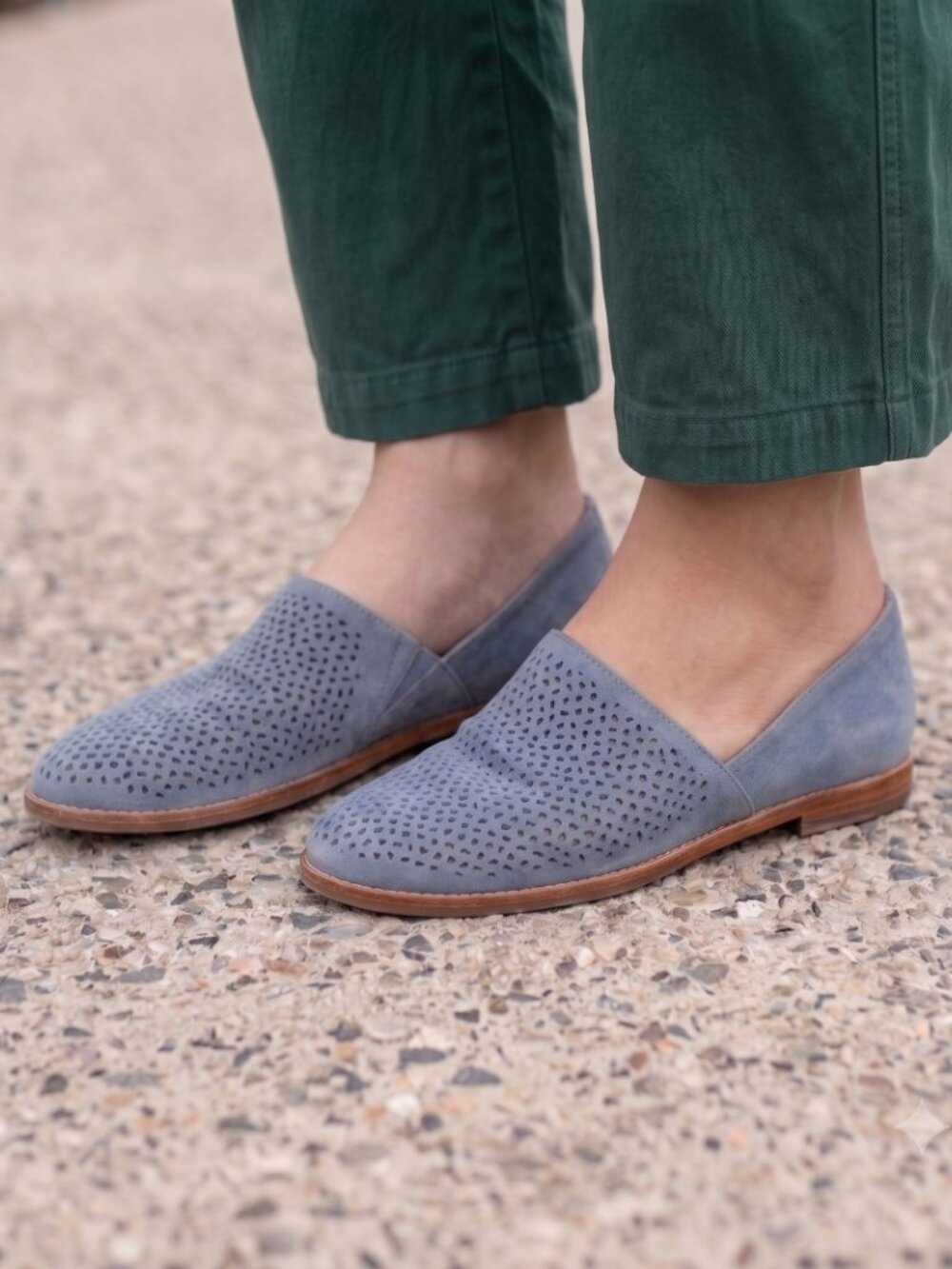 Caslon Nordstrom Perforated Suede Slip-On Flat Size 9 Blue Leather Loafer Boho